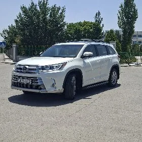 Toyota Highlander 2018