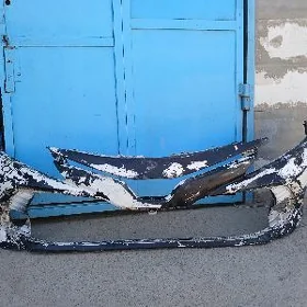 Бампер Камри