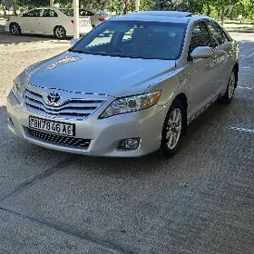Toyota Camry 2010