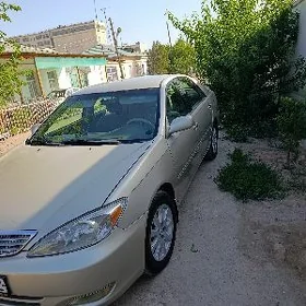 Toyota Camry 2003