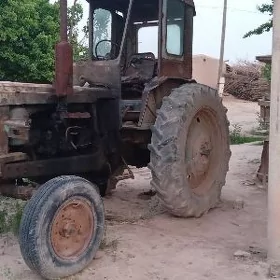 MTZ T-28 2006