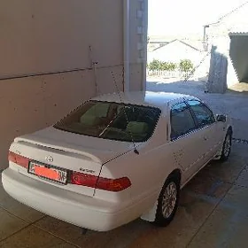 Toyota Camry 1999
