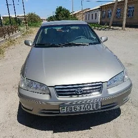 Toyota Camry 1999