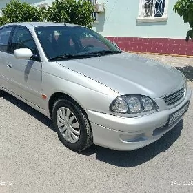 Toyota Avensis 2000