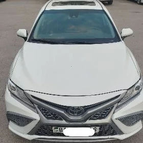 Toyota Camry 2022