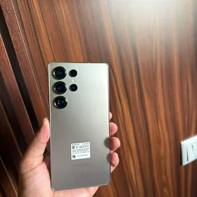 Samsung S25 Ultra
