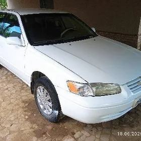 Toyota Camry 1998
