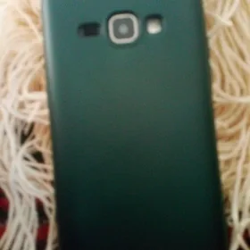 Samsung  J1 (2016)
