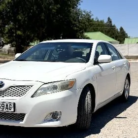 Toyota Camry 2011