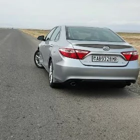 Toyota Camry 2016