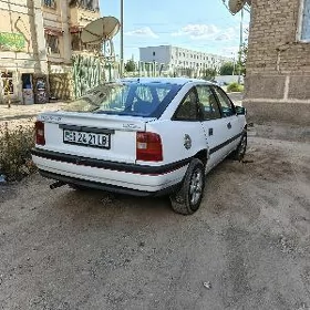 Opel Vectra 1990