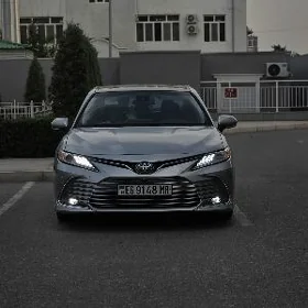 Toyota Camry 2021