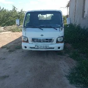 Kia Bongo 2003