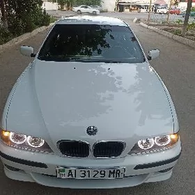 BMW E39 1999