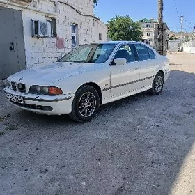 BMW E39 1999