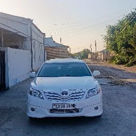 Toyota Camry 2010