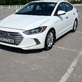 Hyundai Elantra 2017