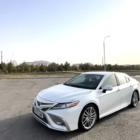 Toyota Camry 2020