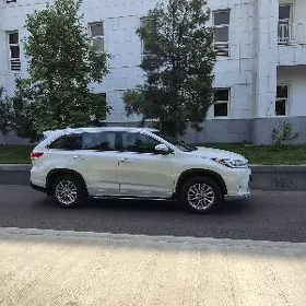 Toyota Highlander 2017