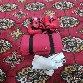 MMA perçatka sitok we bandas