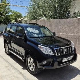 Toyota Land Cruiser Prado 2013