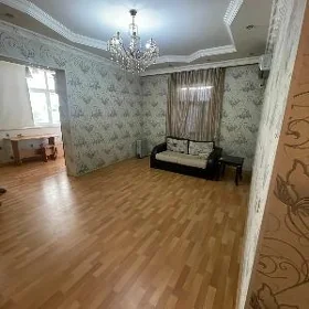Гаудан В Satlyk 1 kom 2 edilen