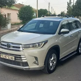 Toyota Highlander 2019