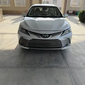 Toyota Camry 2022
