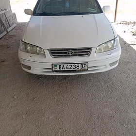 Toyota Camry 2000
