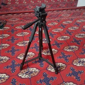 tripod