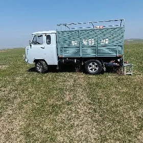 UAZ 2206 2001