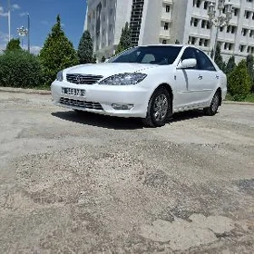 Toyota Camry 2004