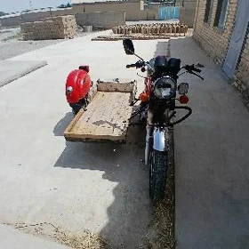 Iž Planeta 5 2000