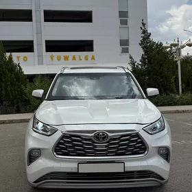 Toyota Highlander 2020