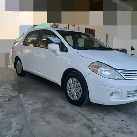 Nissan Versa 2010