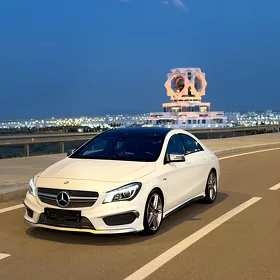 Mercedes-Benz CLA 2015