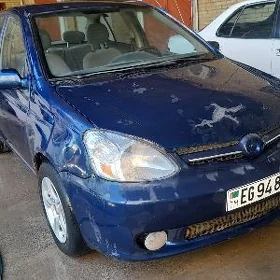 Toyota Echo 2005