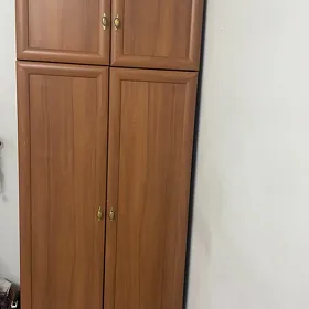 şkaf