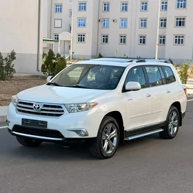 Toyota Highlander 2011