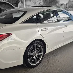 Toyota Avalon 2022