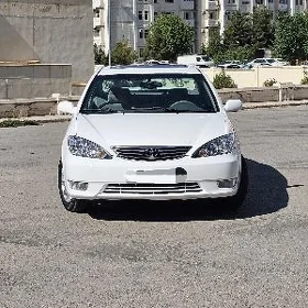 Toyota Camry 2004