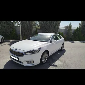 Kia Cadenza 2018