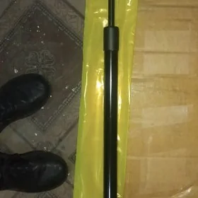Amertizator bagaj jeep.