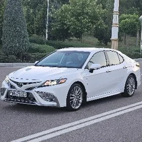 Toyota Camry 2023