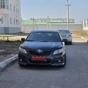 Toyota Camry 2010