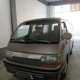 Toyota Hiace 1992