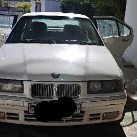 BMW 325 1993