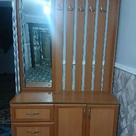 Pirhoşka mebel