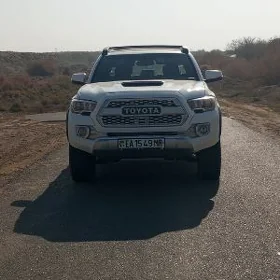 Toyota Tacoma 2016