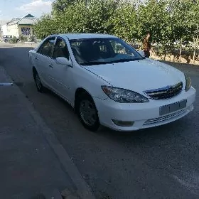 Toyota Camry 2004